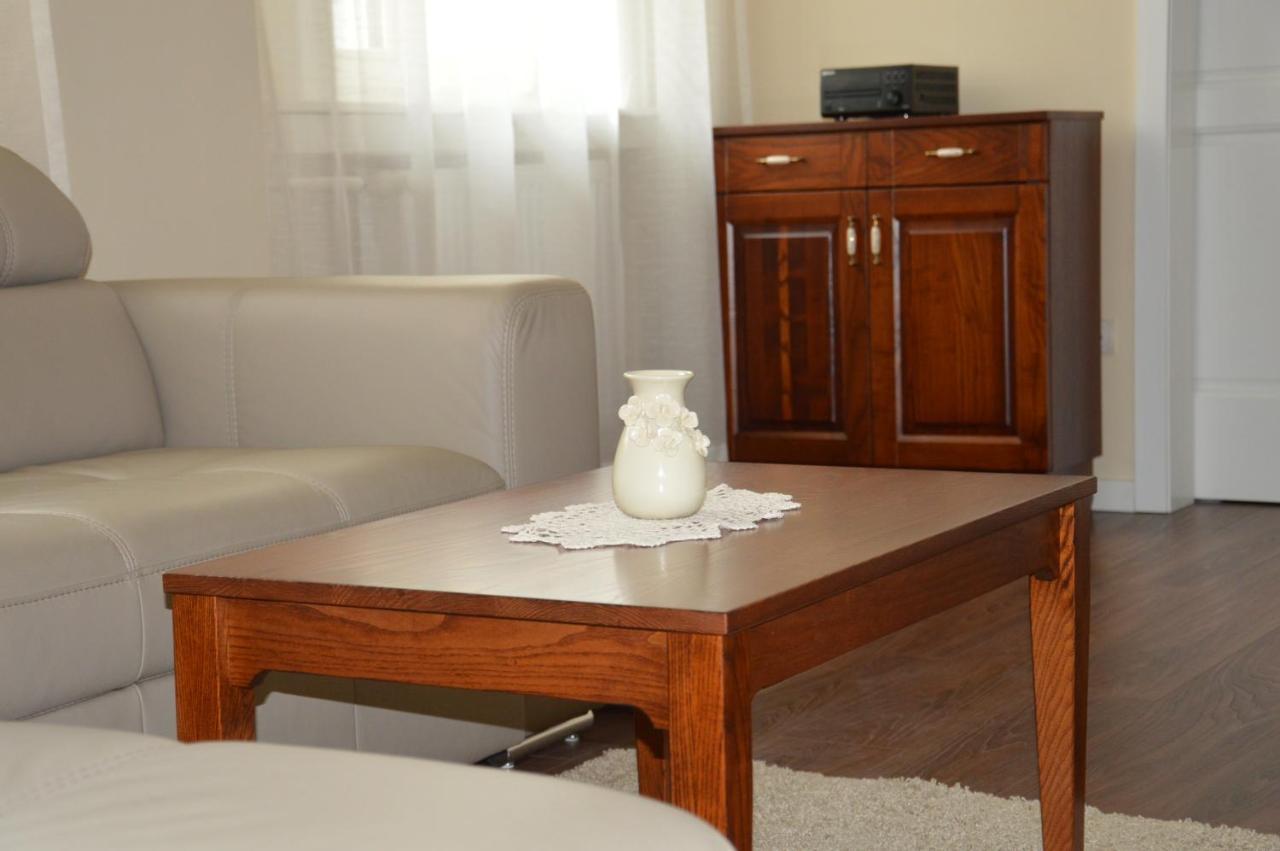 M2-Apartment Szombathely Bagian luar foto