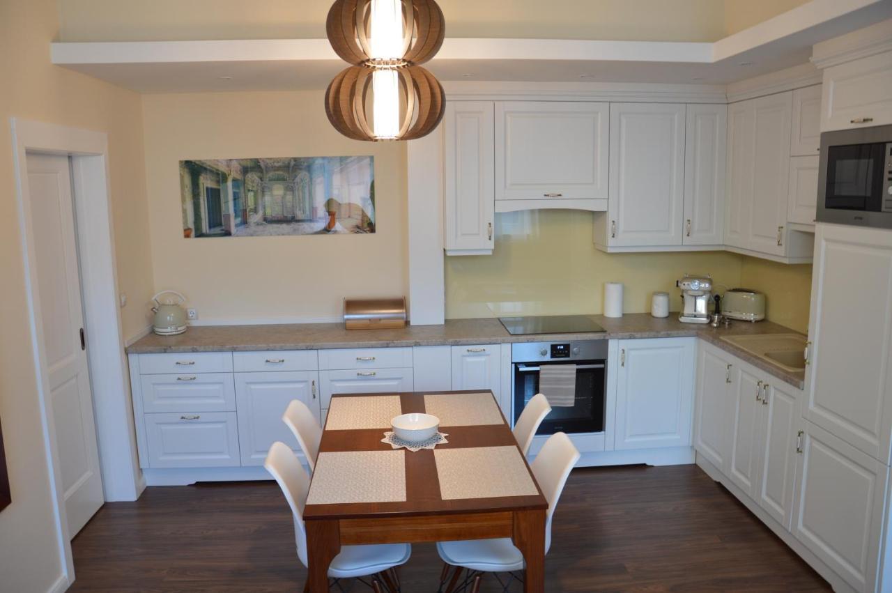 M2-Apartment Szombathely Bagian luar foto